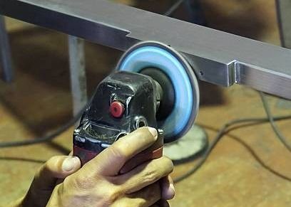 Buy 5 Minutes Aluminum Polishing Compound With Neutral PH Aluminum Oxide Polishing Compound online manufacture